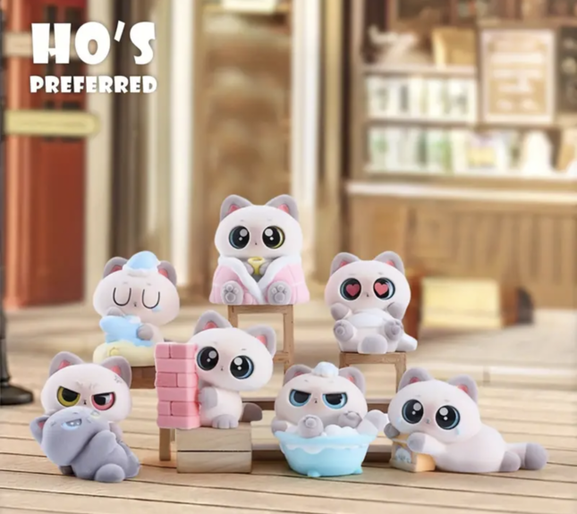 Thai Siamese Cat Figurines